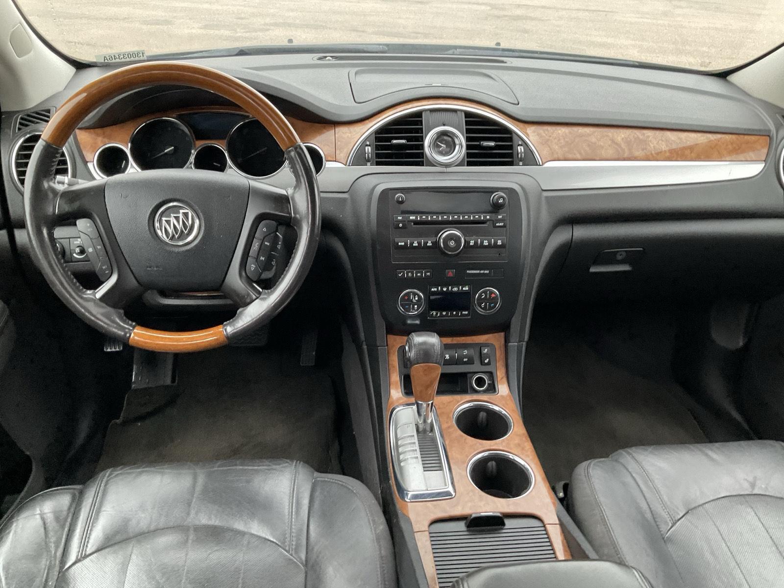 Vehicle photo 15