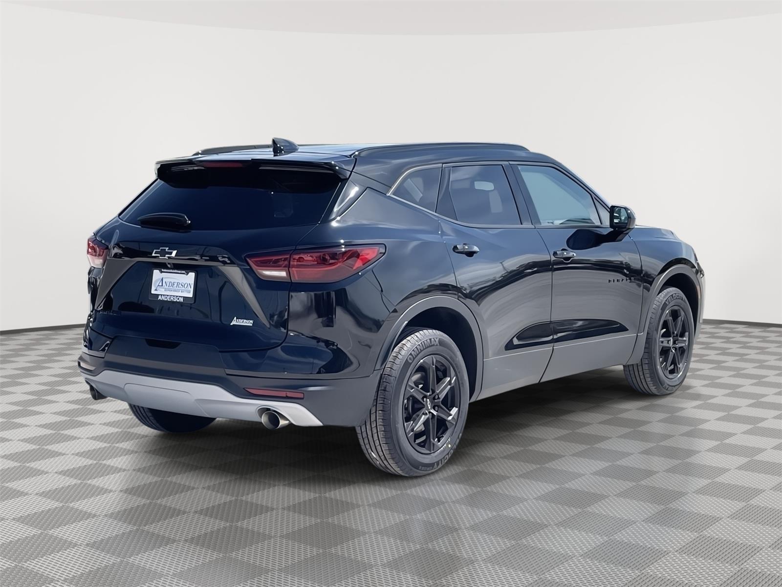 Vehicle photo 6
