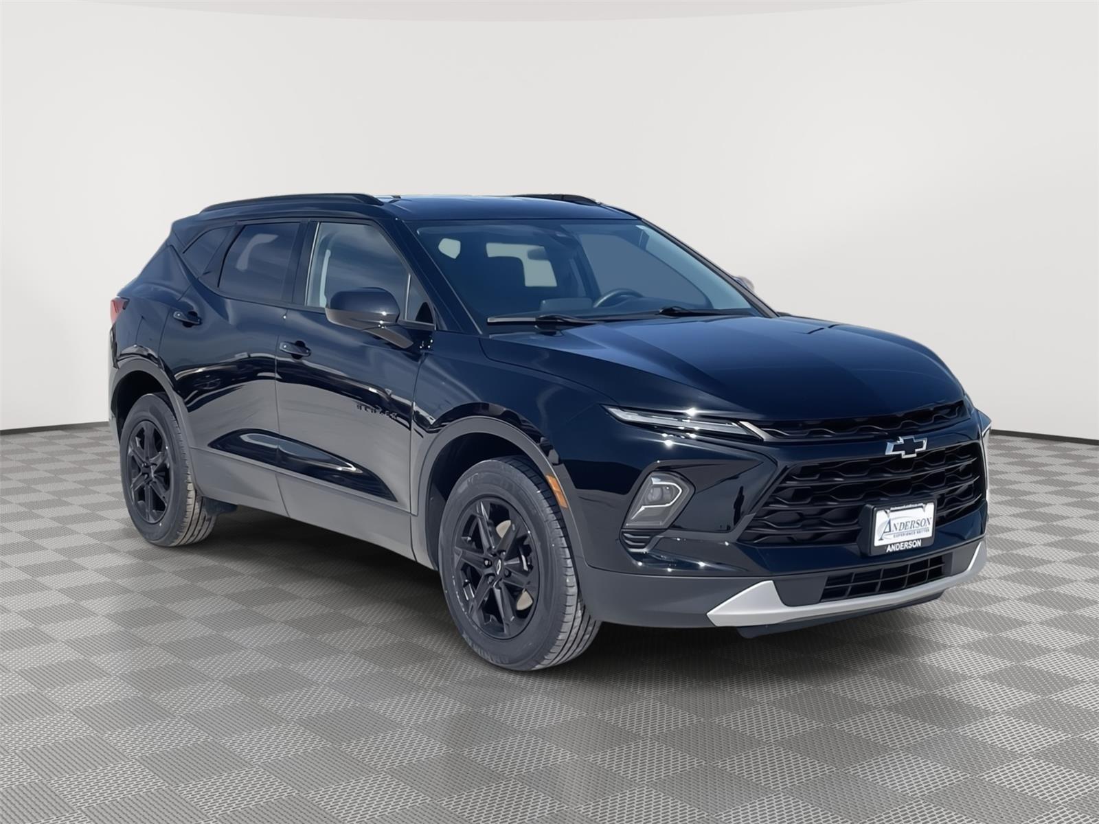 Vehicle photo 8