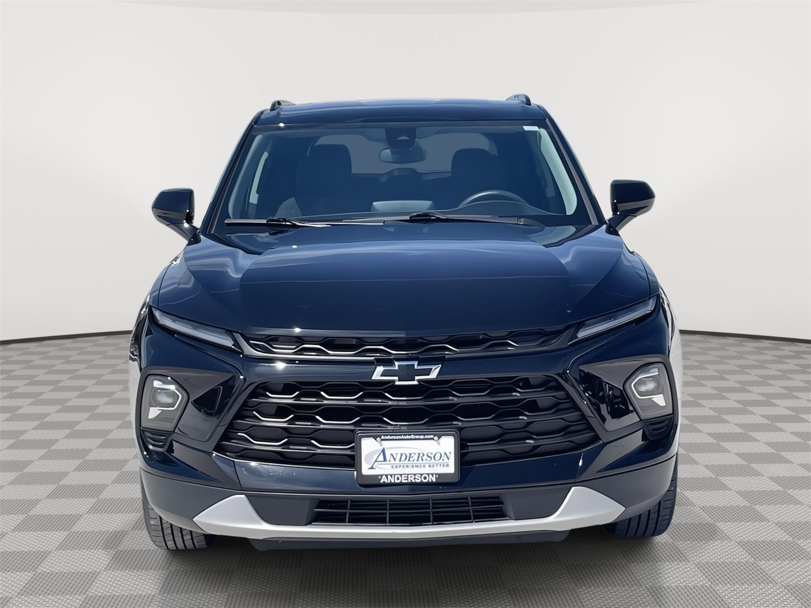 Vehicle photo 9