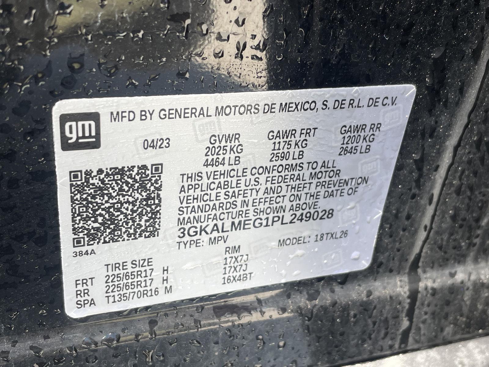 Vehicle photo 11