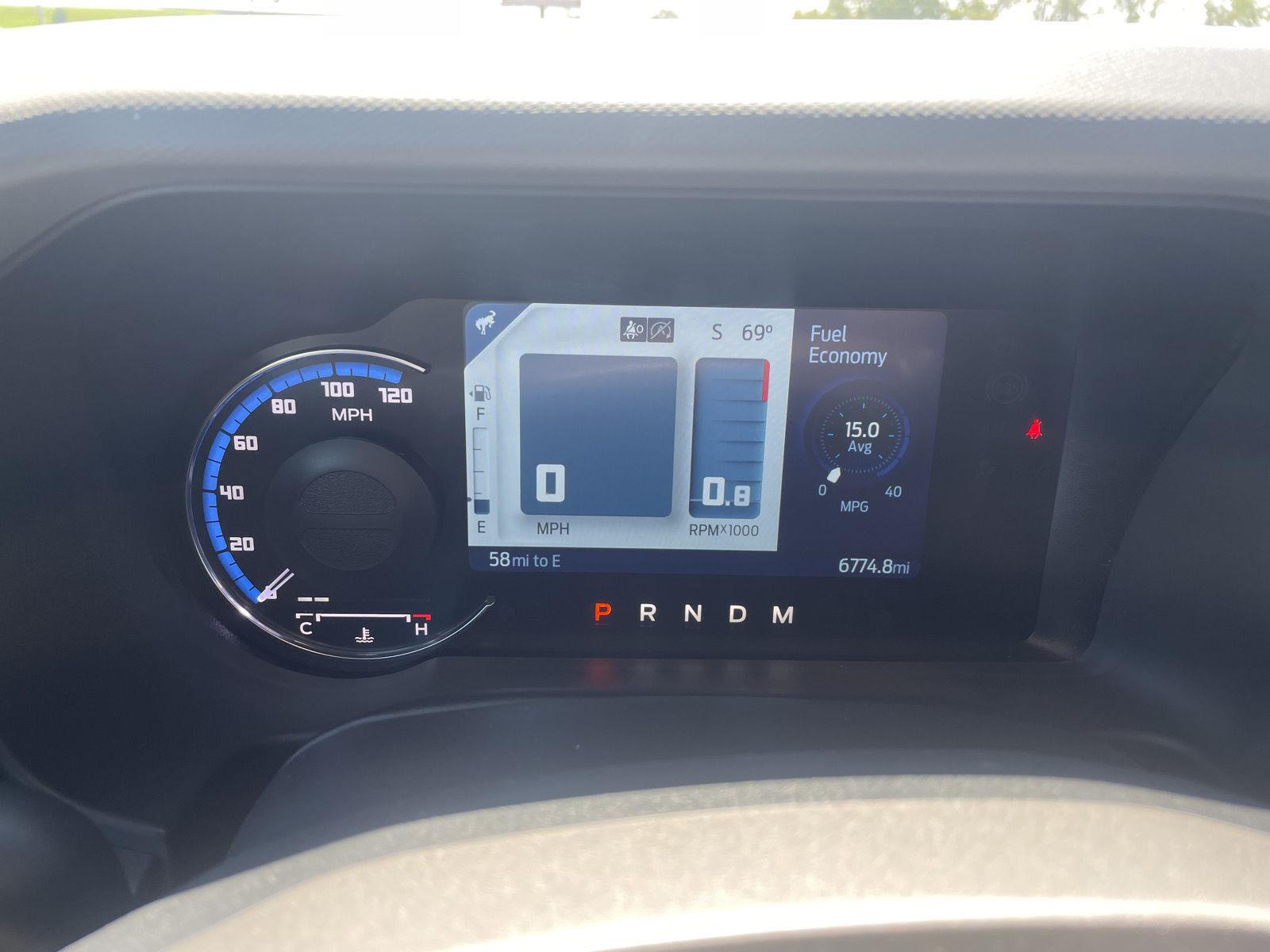 Vehicle photo 3