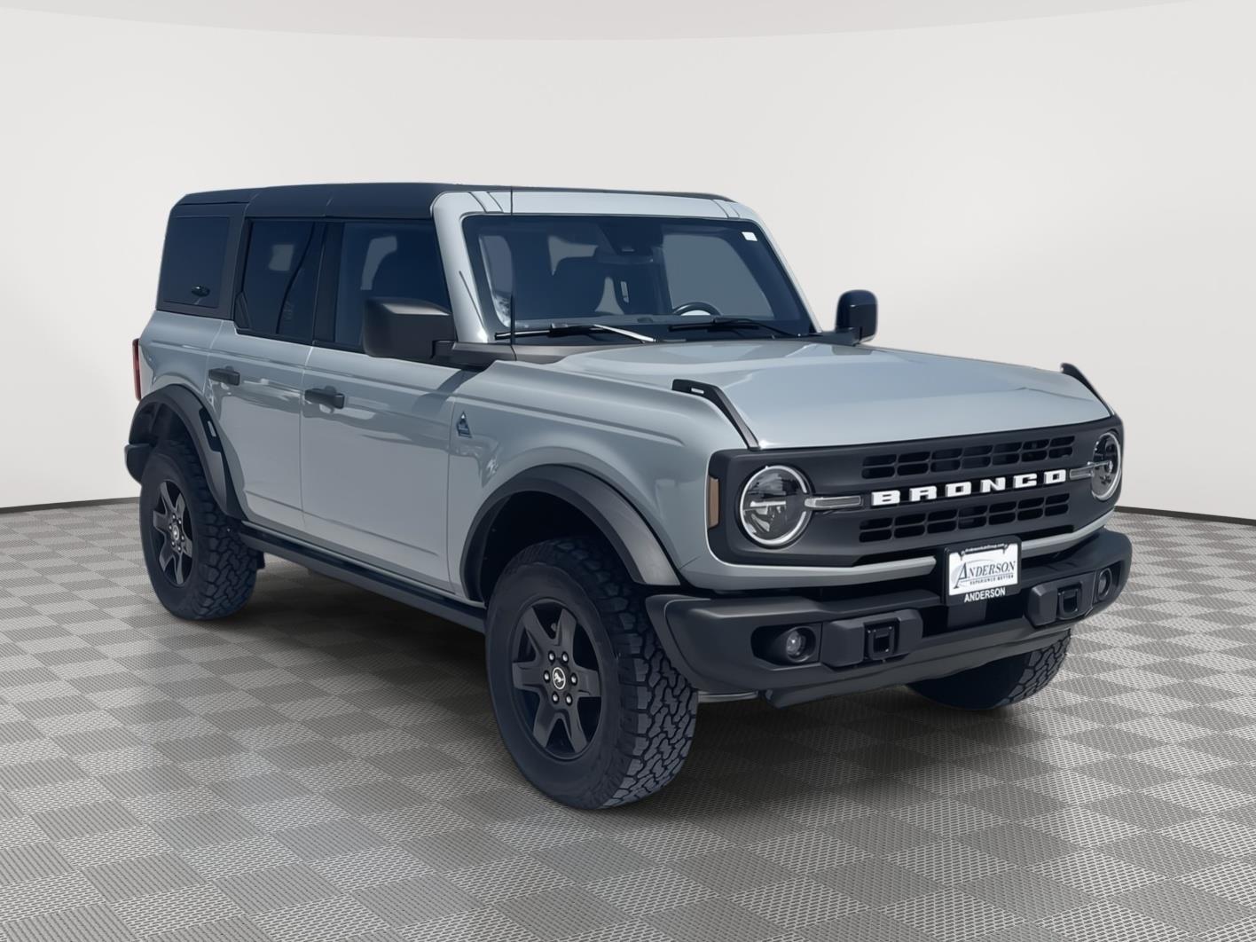 Vehicle photo 8