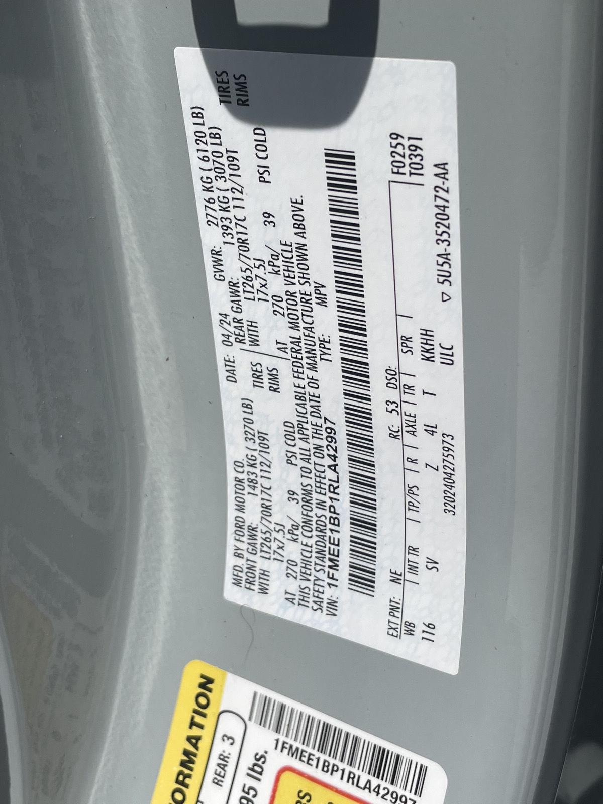 Vehicle photo 10