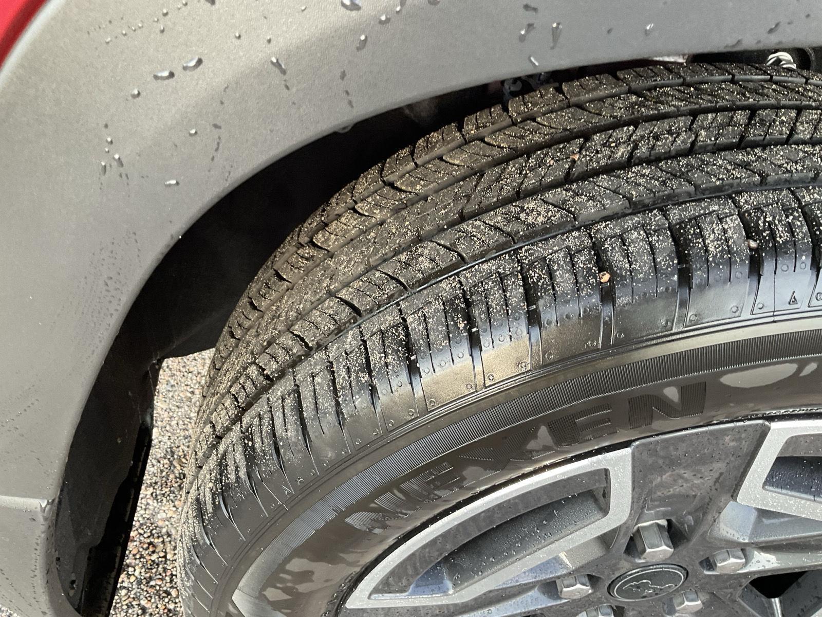 Vehicle photo 16