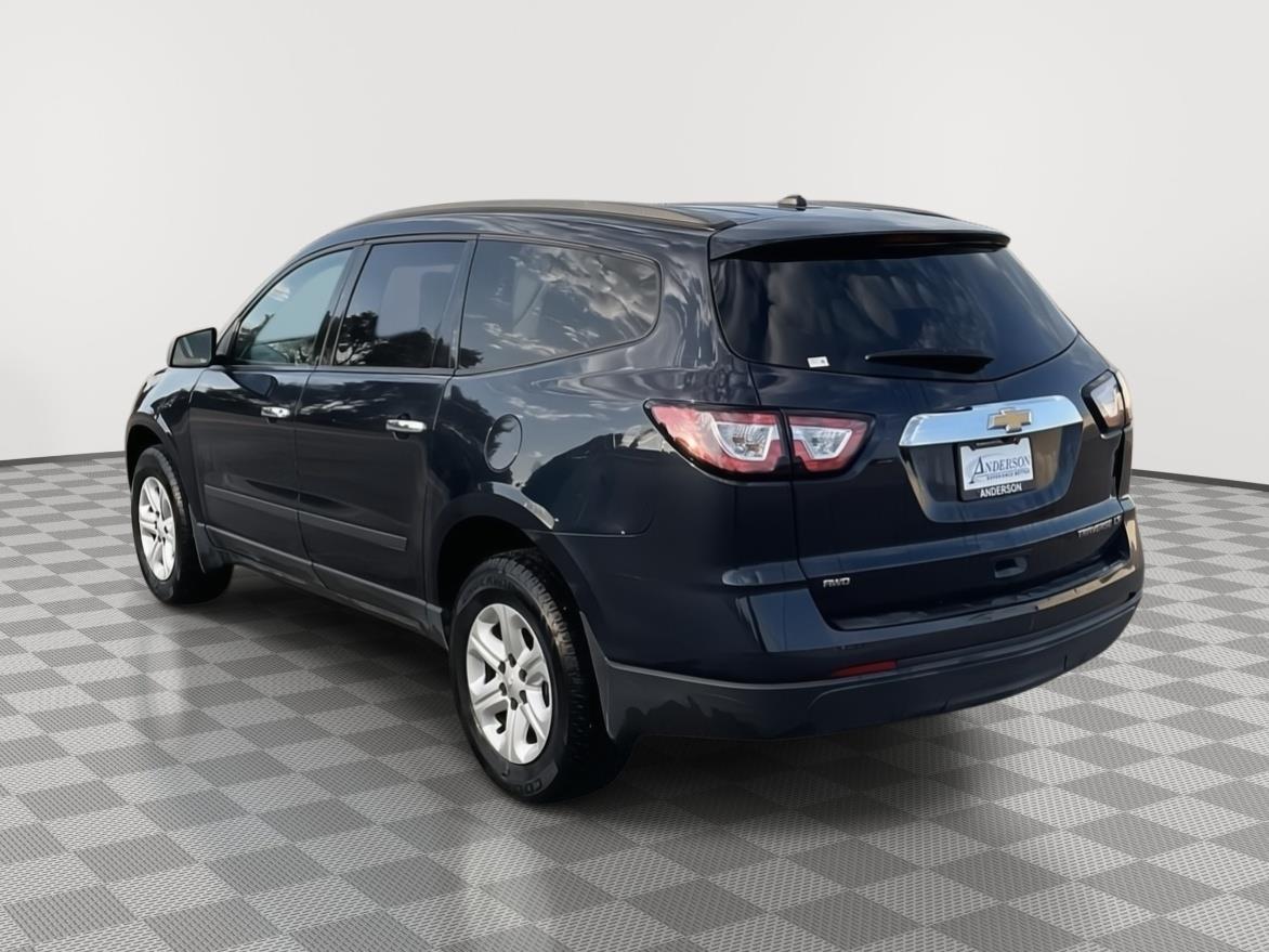 Vehicle photo 3