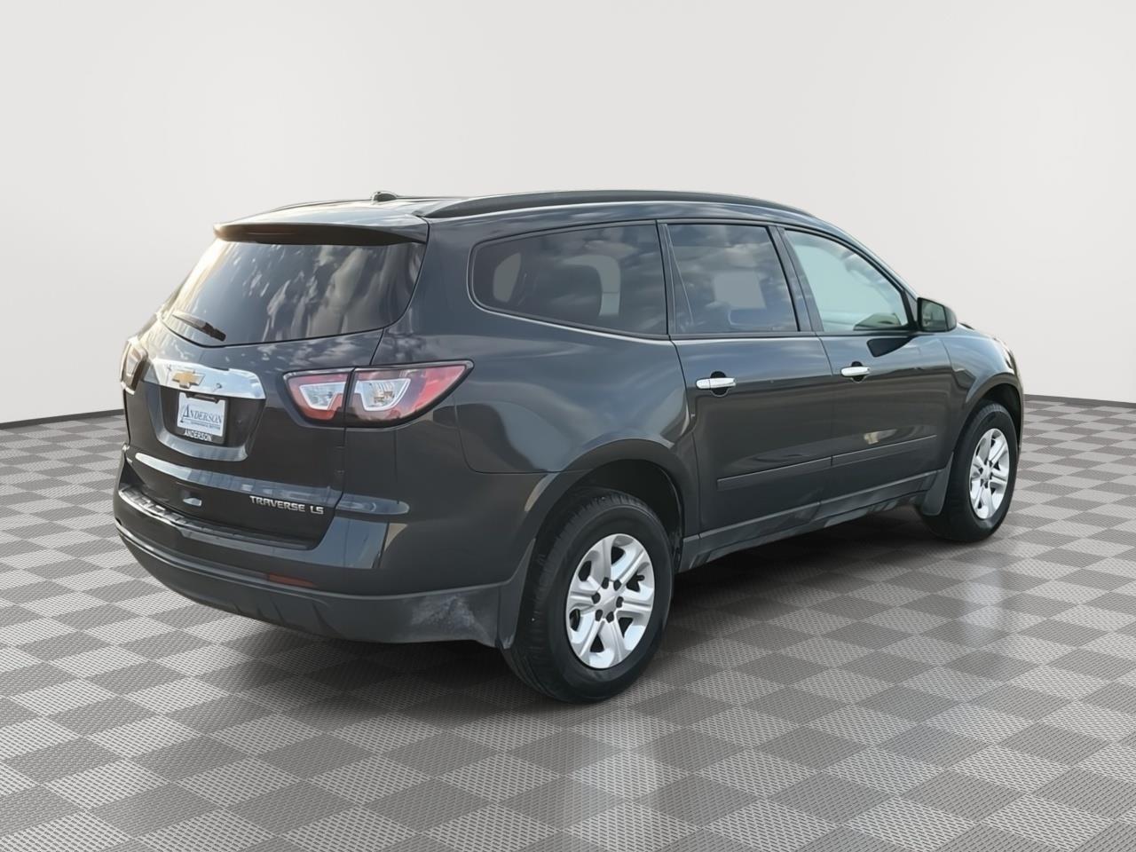Vehicle photo 5