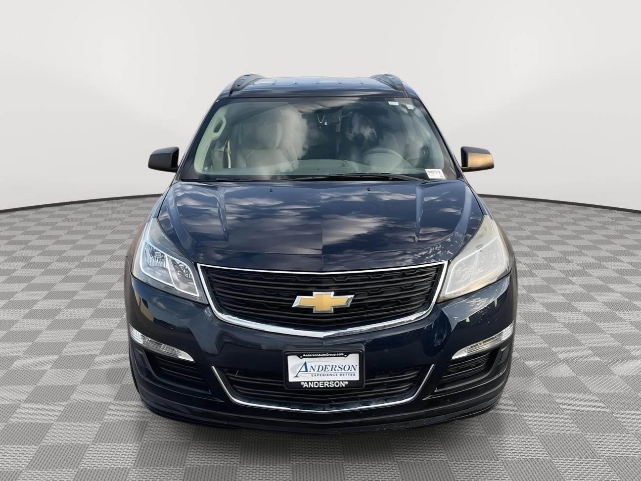 Vehicle photo 8