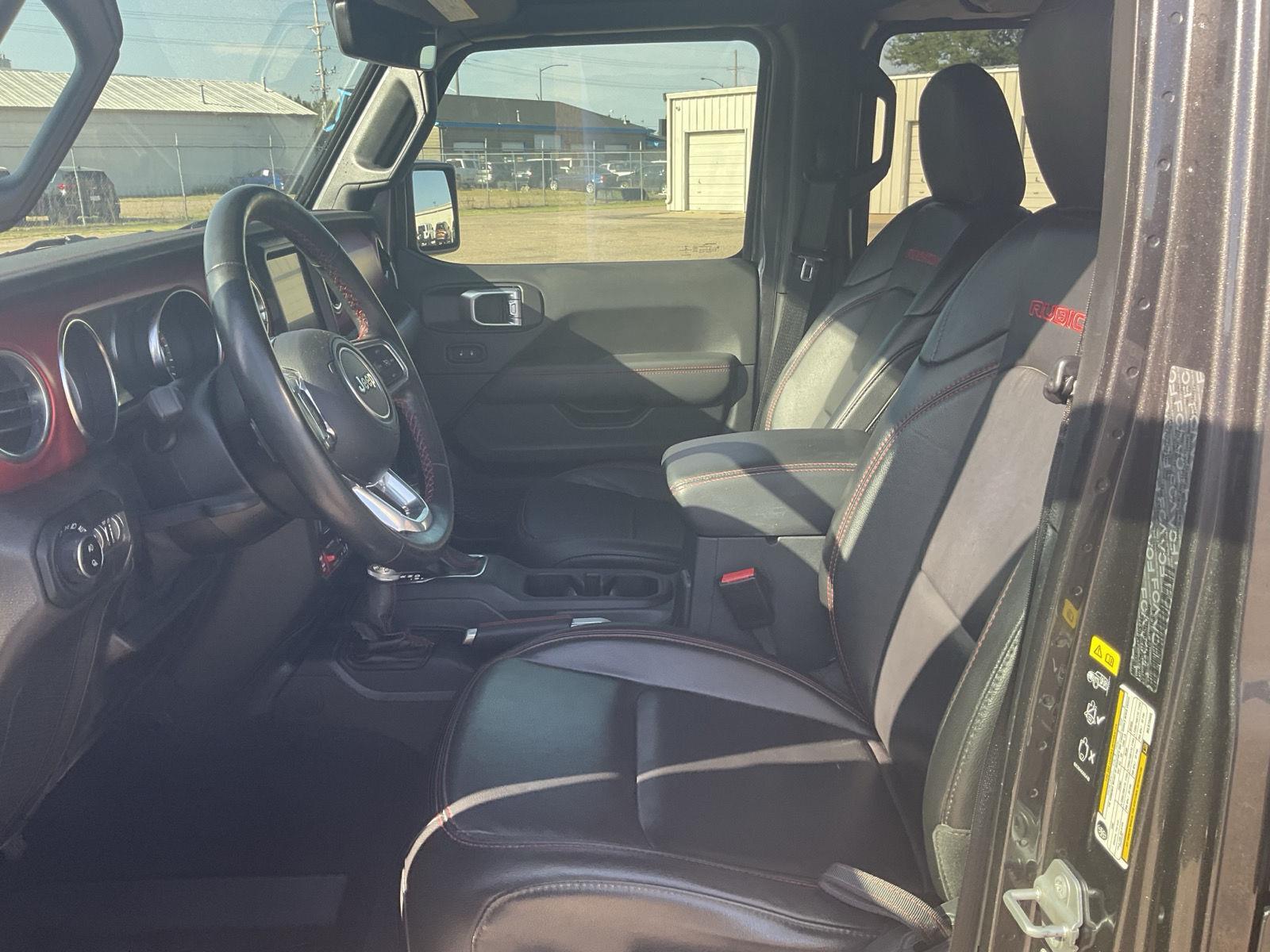 Vehicle photo 15