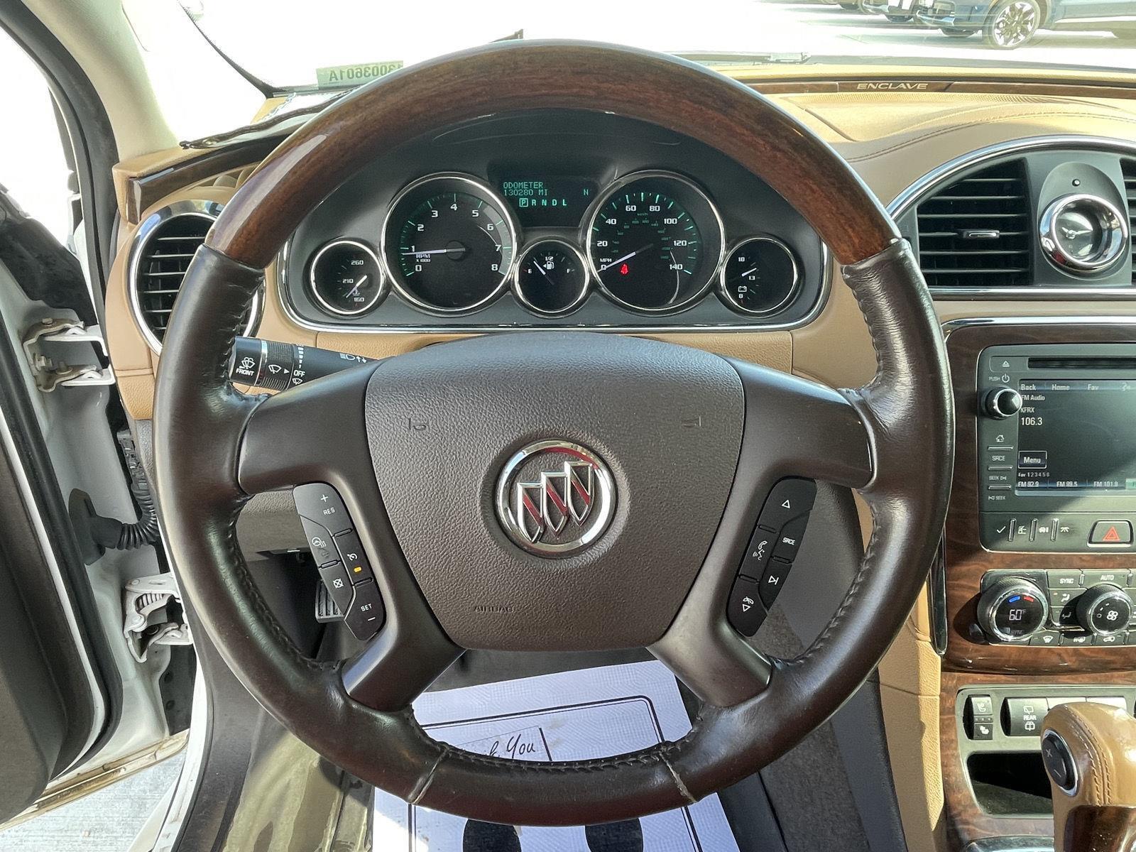 Vehicle photo 13