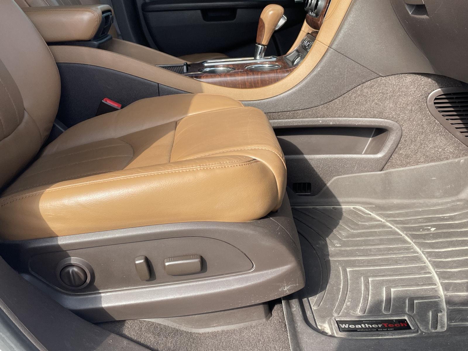 Vehicle photo 22
