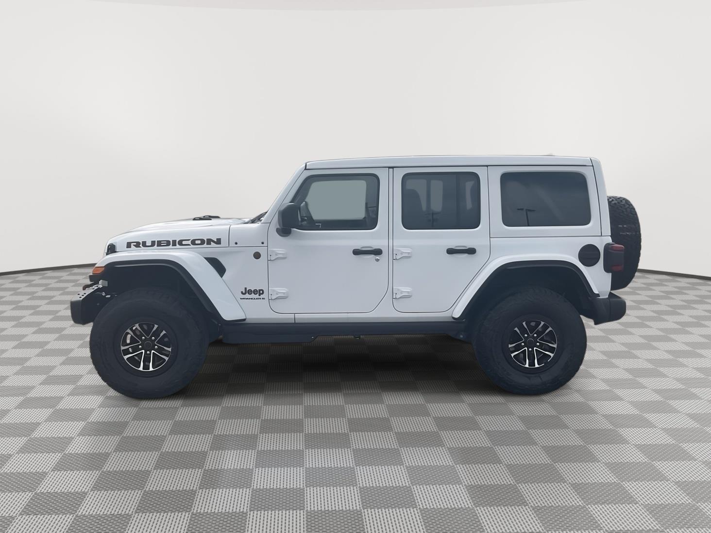 Vehicle photo 2