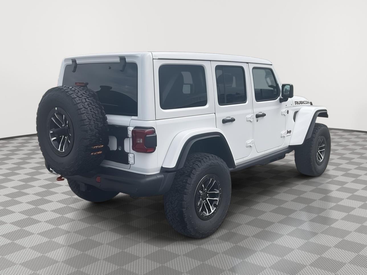 Vehicle photo 5