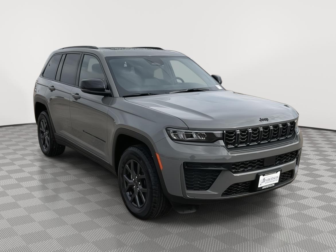 Vehicle photo 7