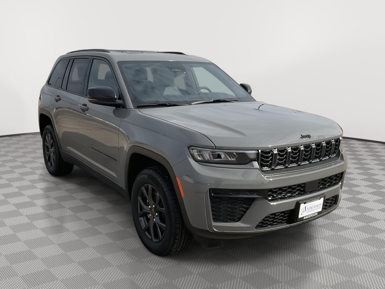 Vehicle photo 7
