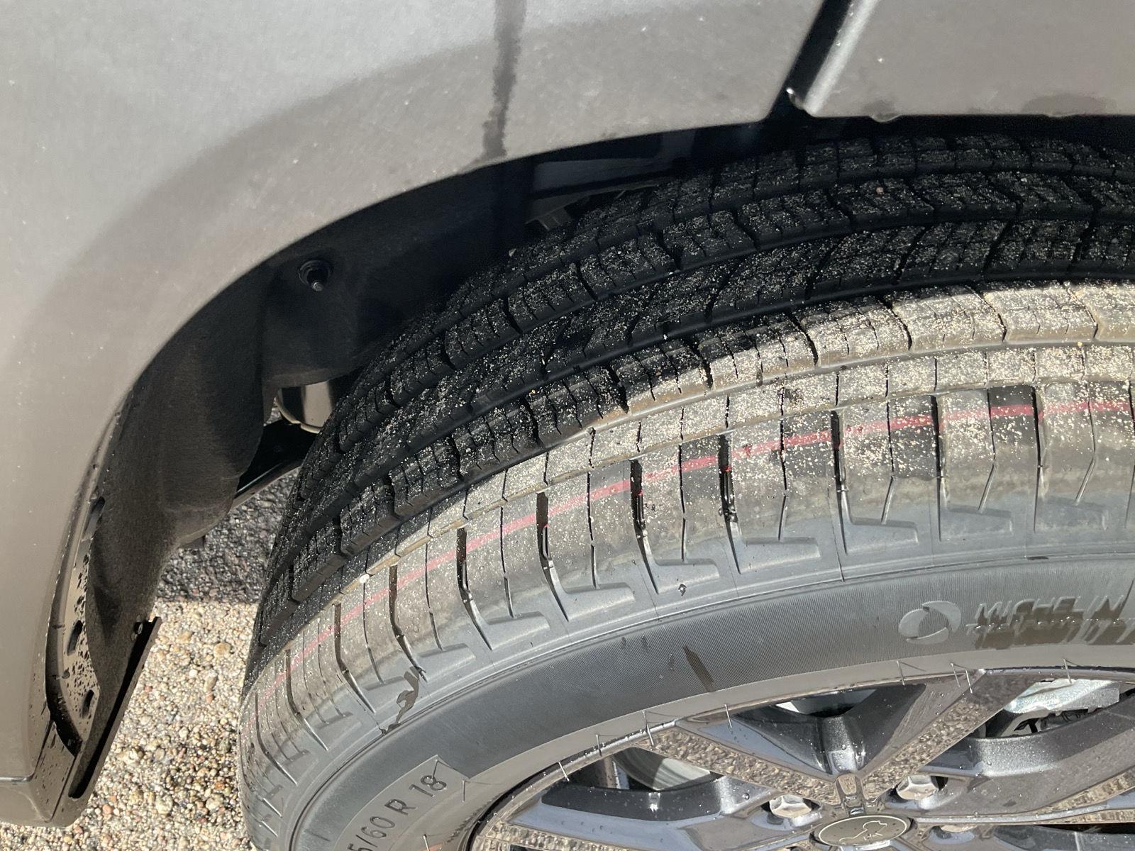 Vehicle photo 20