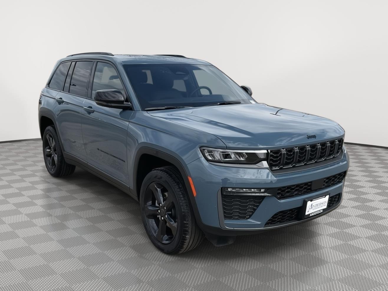Vehicle photo 7
