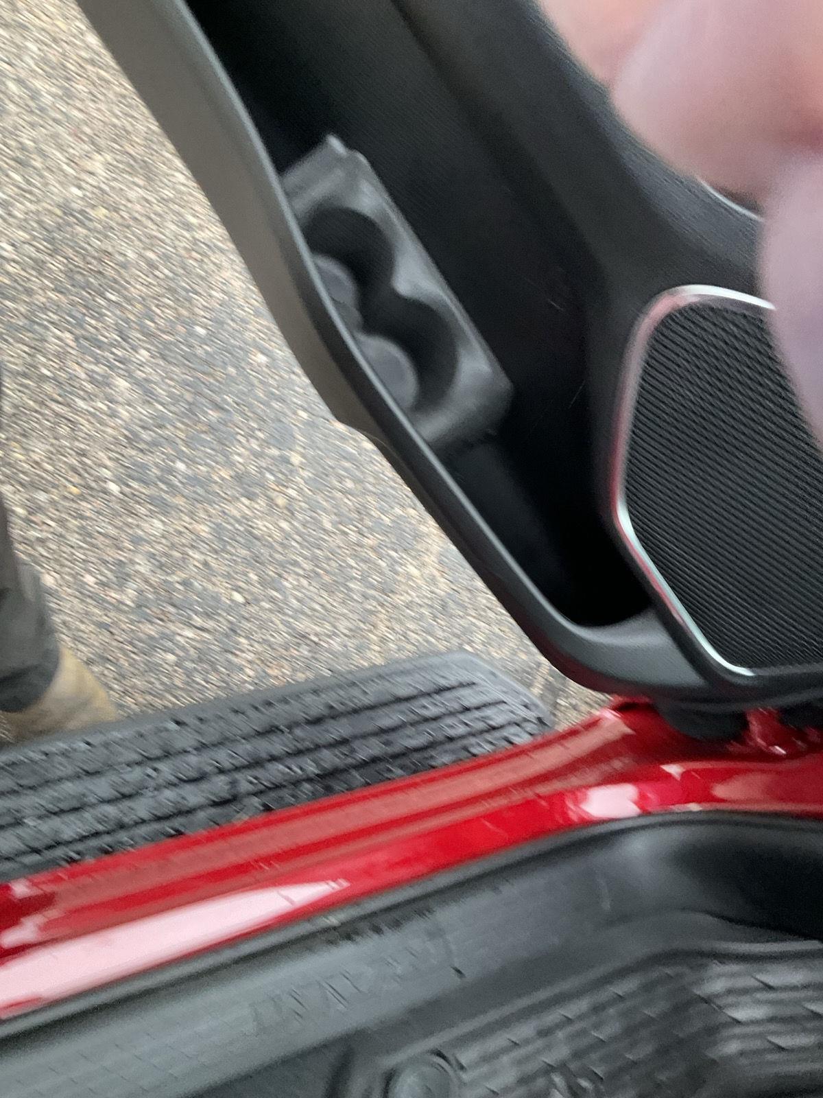 Vehicle photo 9