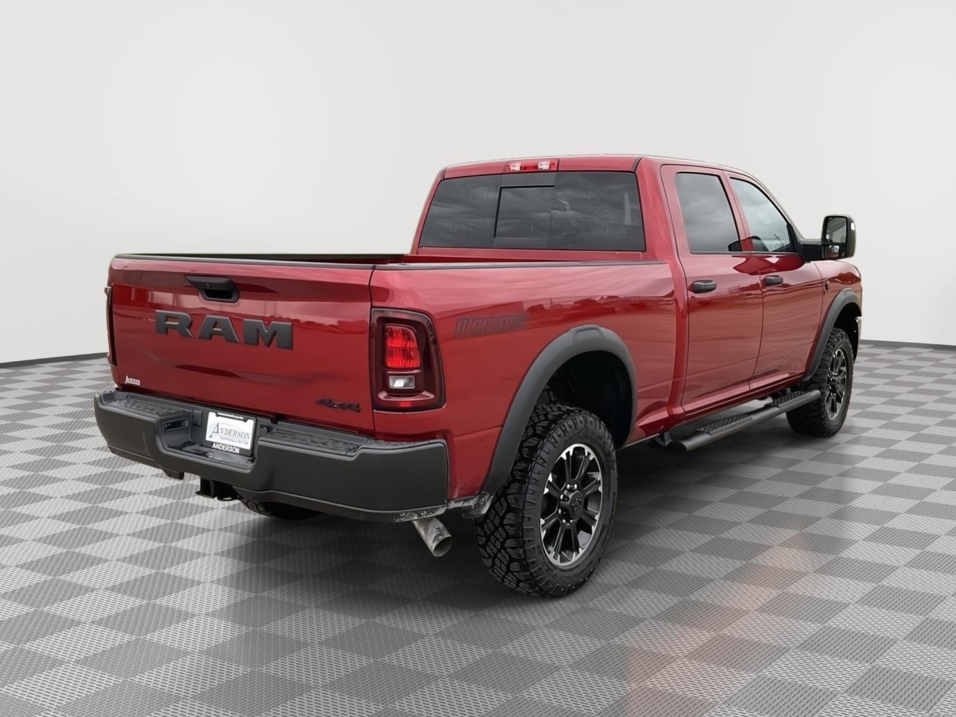 Vehicle photo 5
