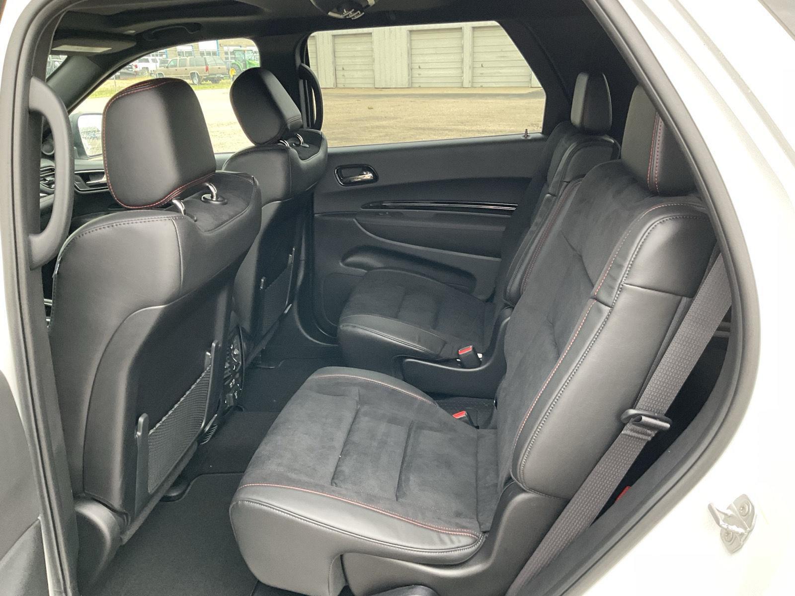 Vehicle photo 15