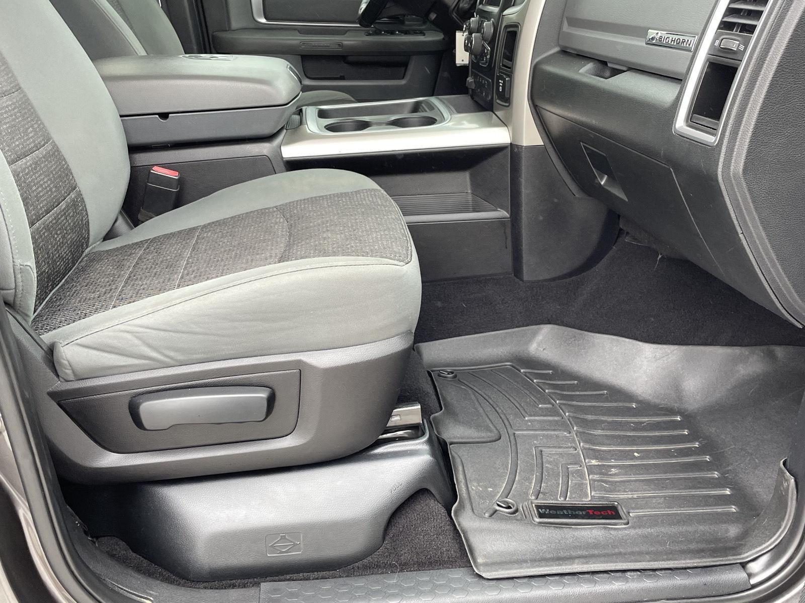 Vehicle photo 20