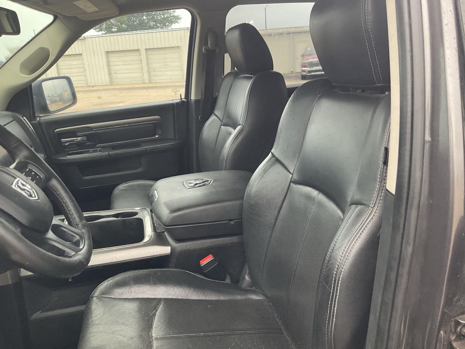 Vehicle photo 15