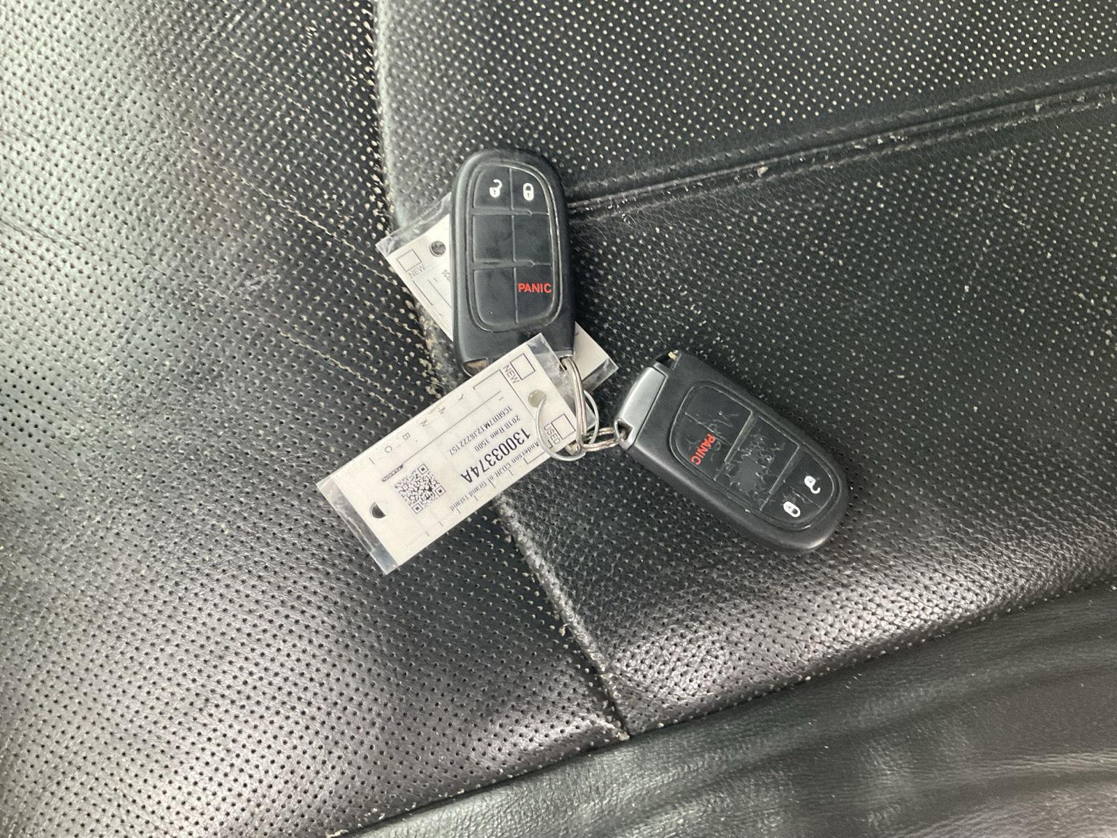 Vehicle photo 22