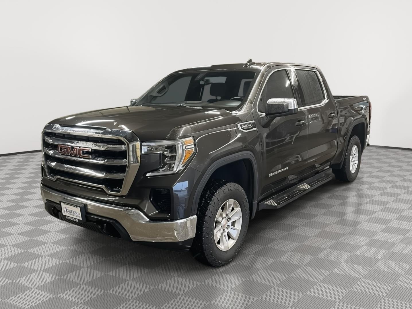 Vehicle photo 8
