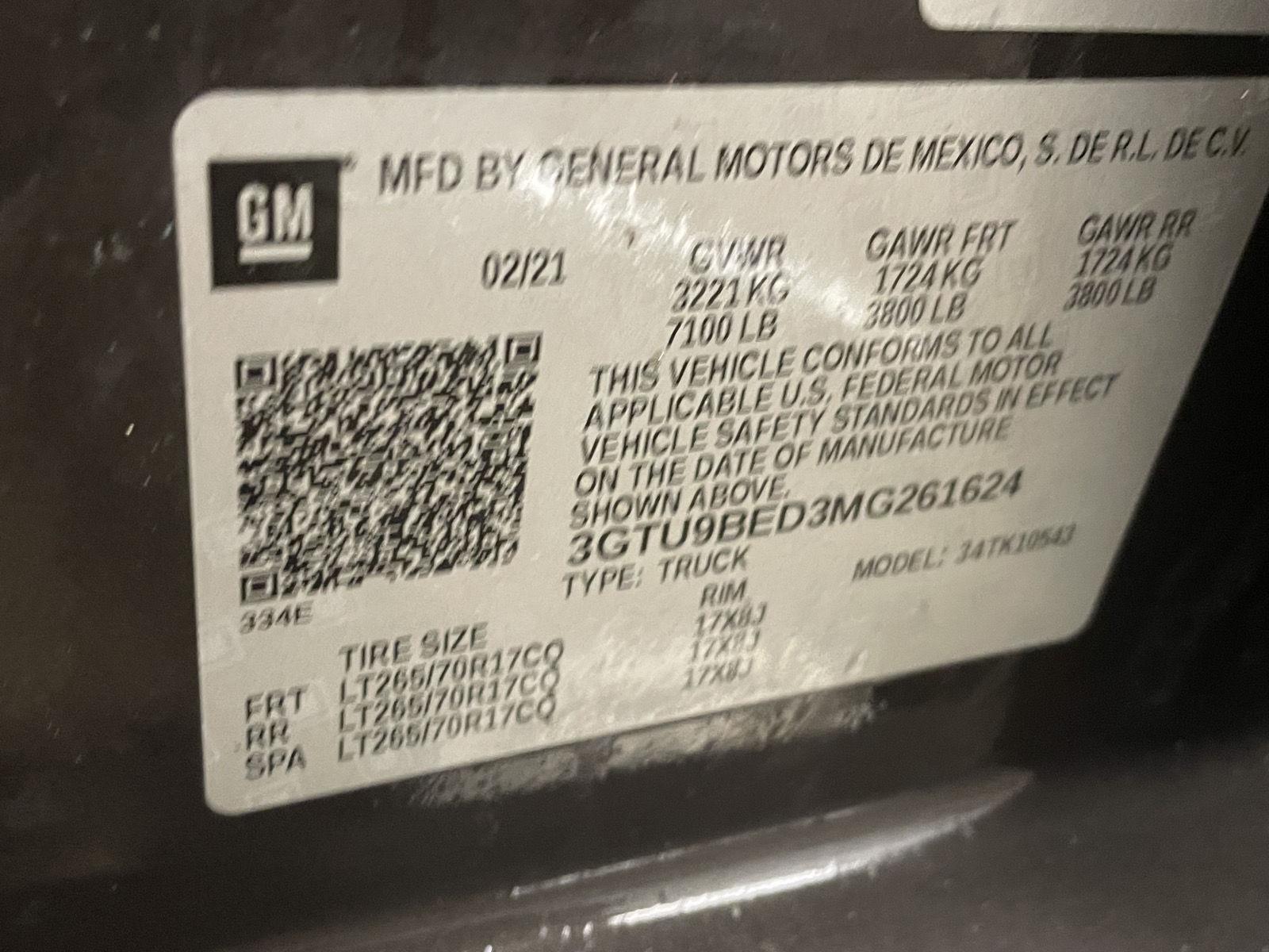 Vehicle photo 11
