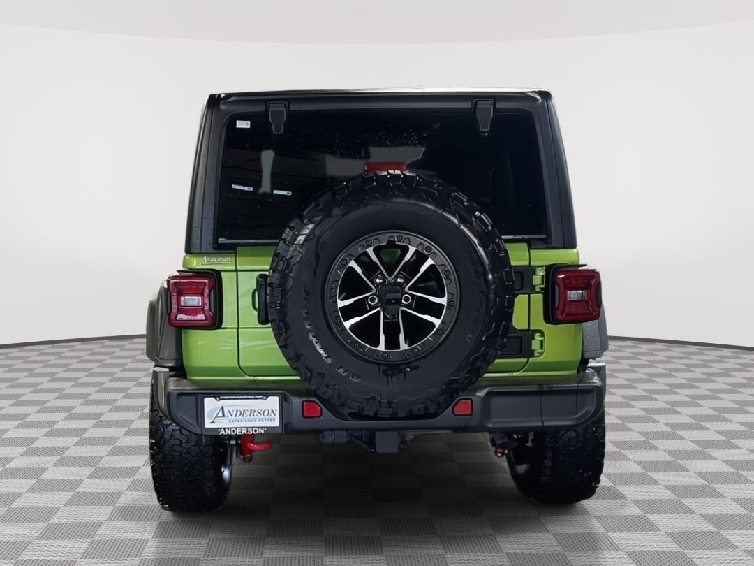 Vehicle photo 5