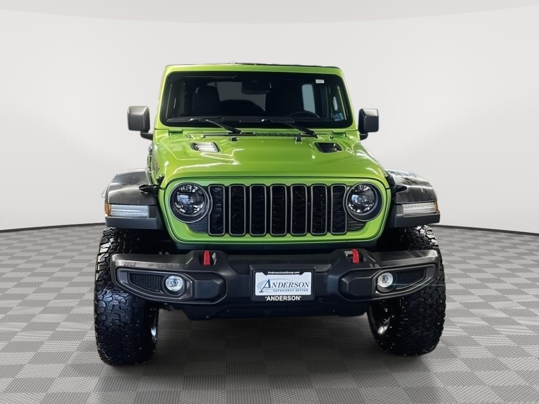 Vehicle photo 9