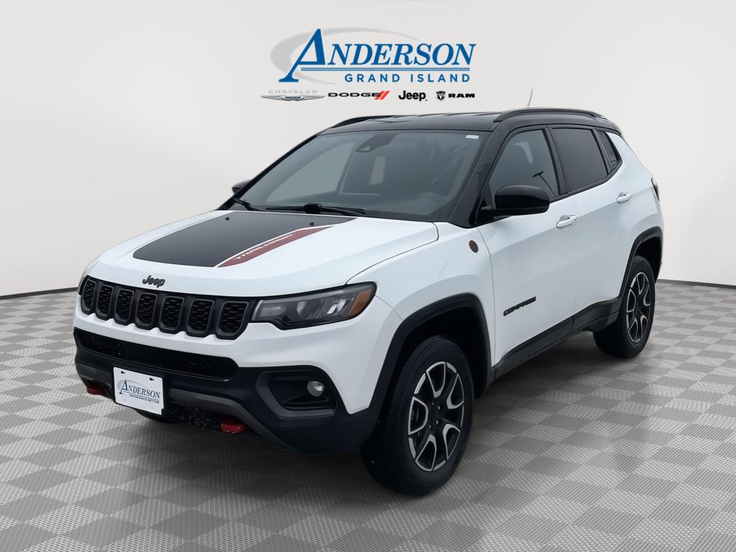 Bright White Clearcoat 2024 Jeep Compass SUV / Crossover Four-Wheel Drive 8-Speed Automatic