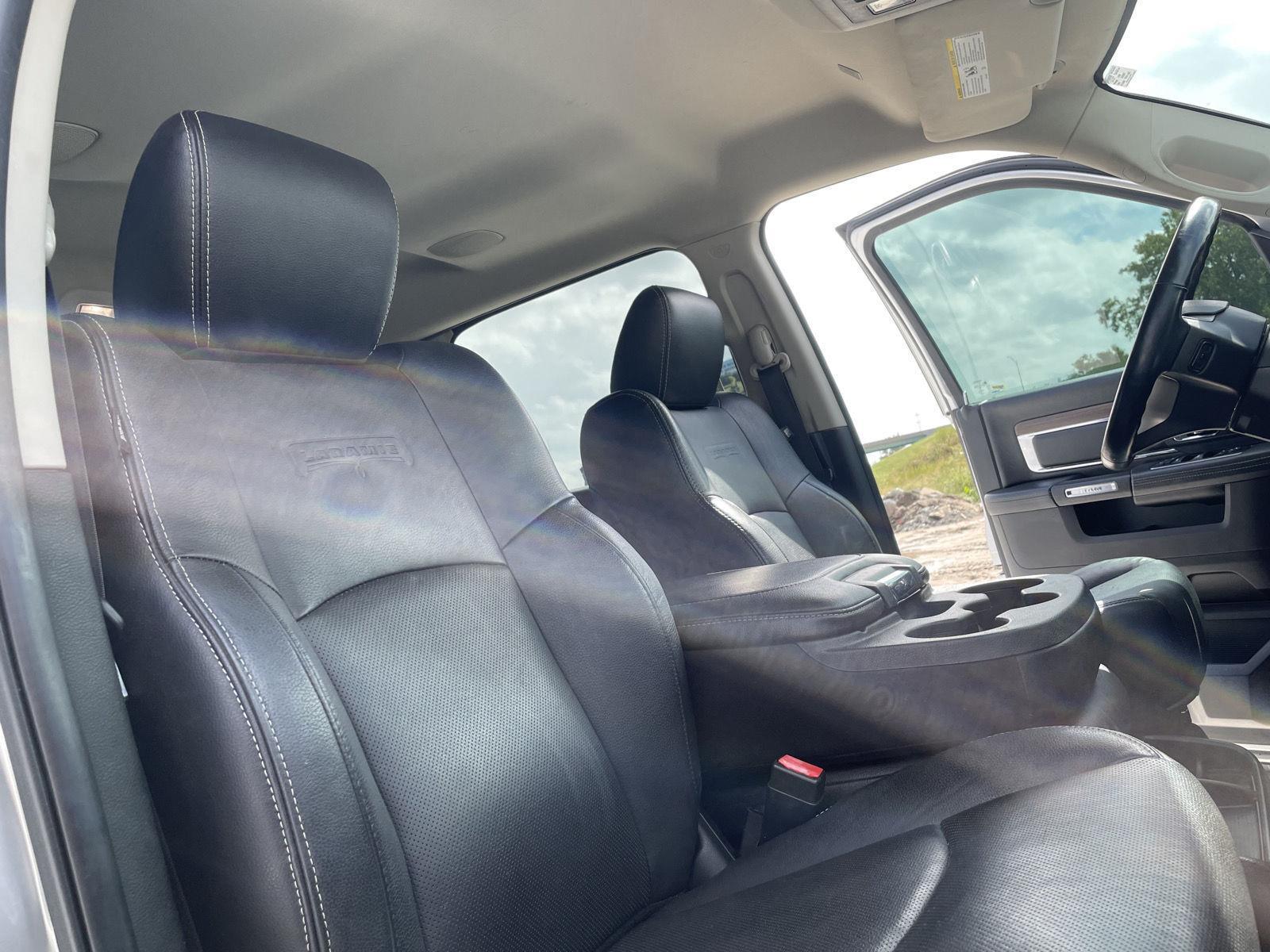 Vehicle photo 22