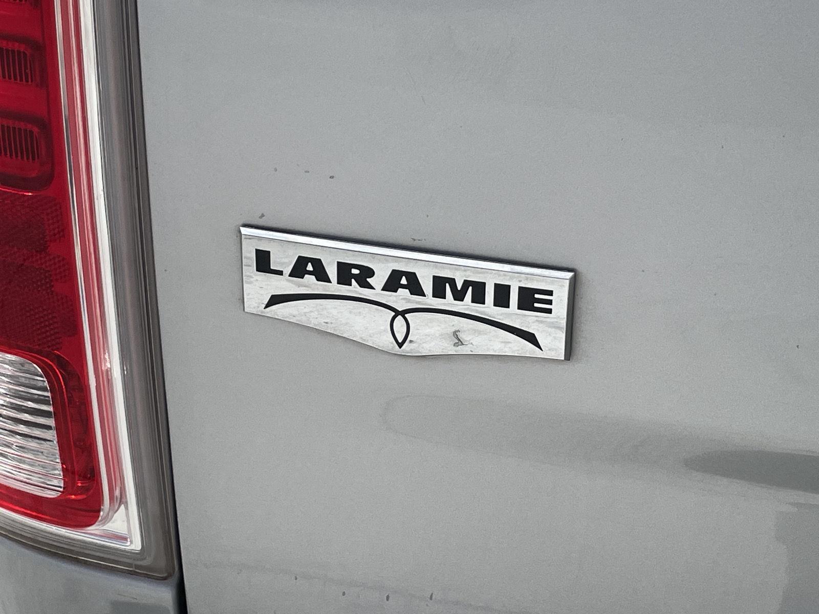 Vehicle photo 23