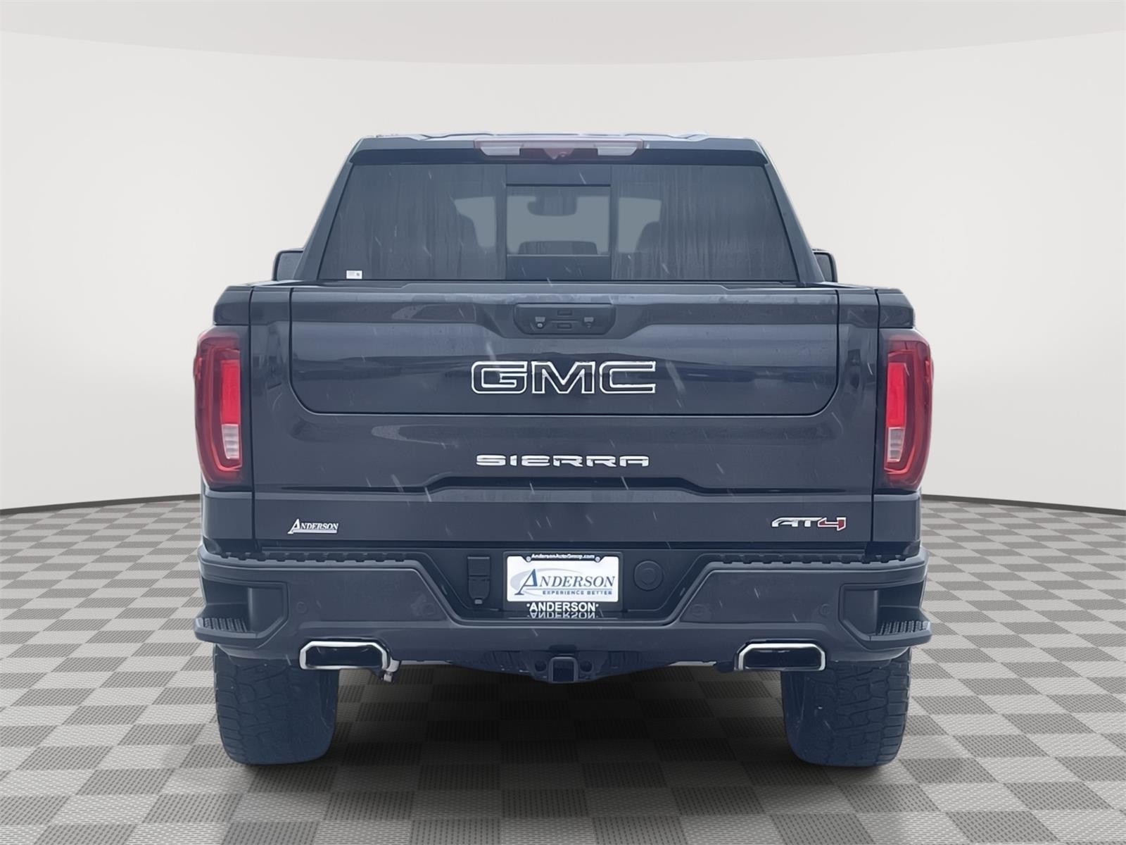 Vehicle photo 5