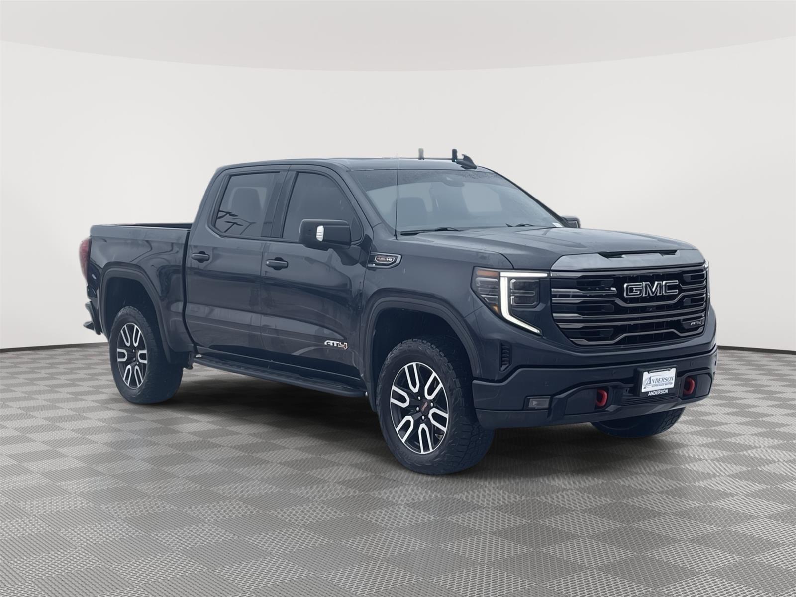 Vehicle photo 8