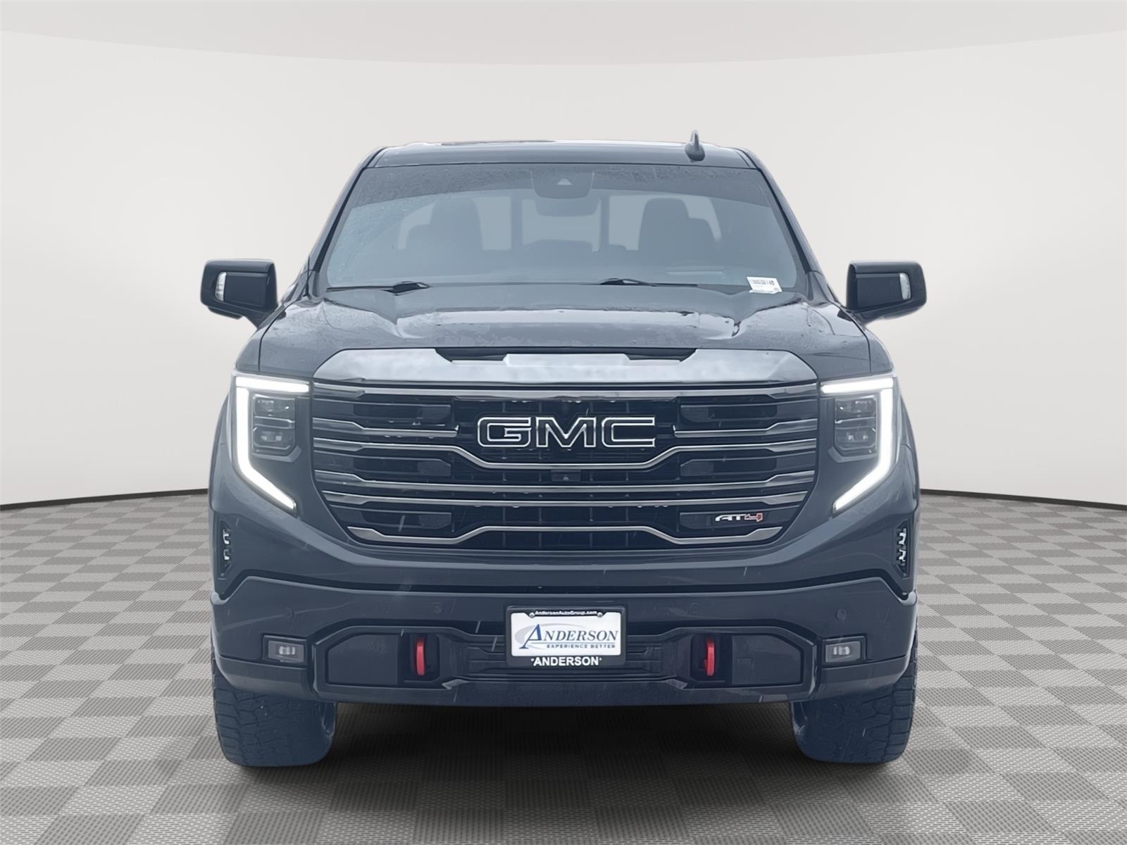 Vehicle photo 9