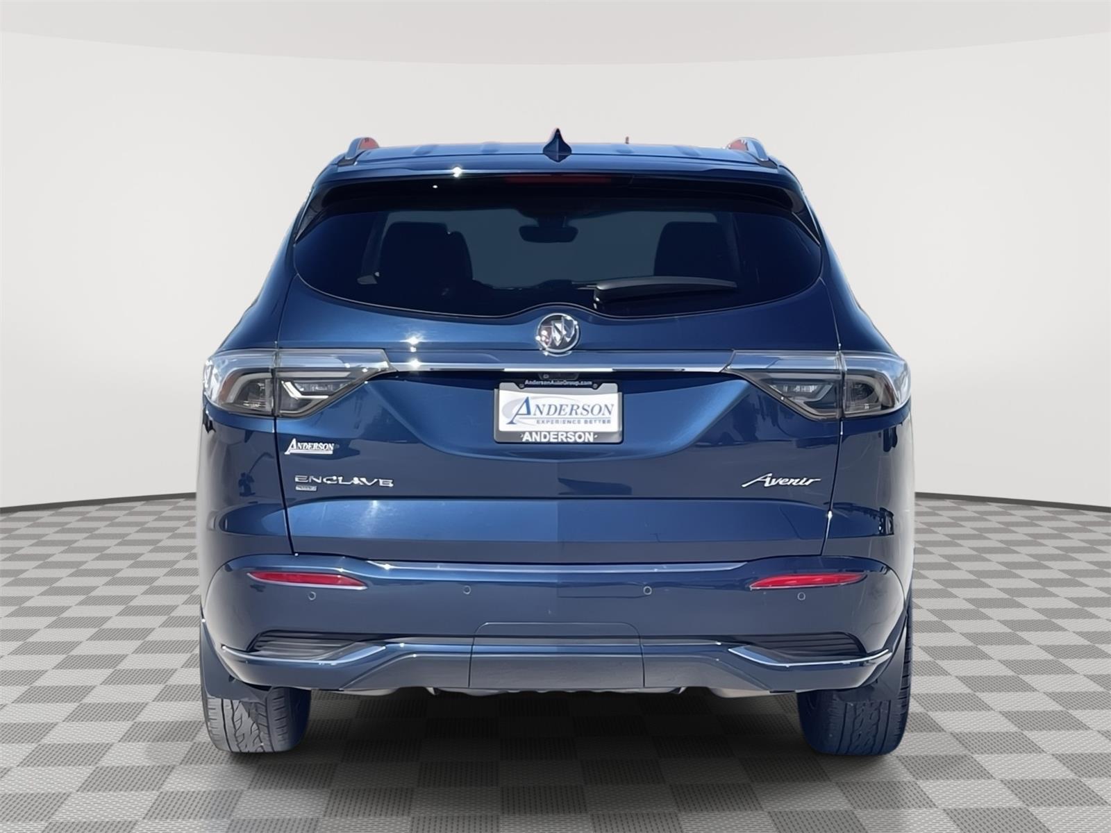 Vehicle photo 5