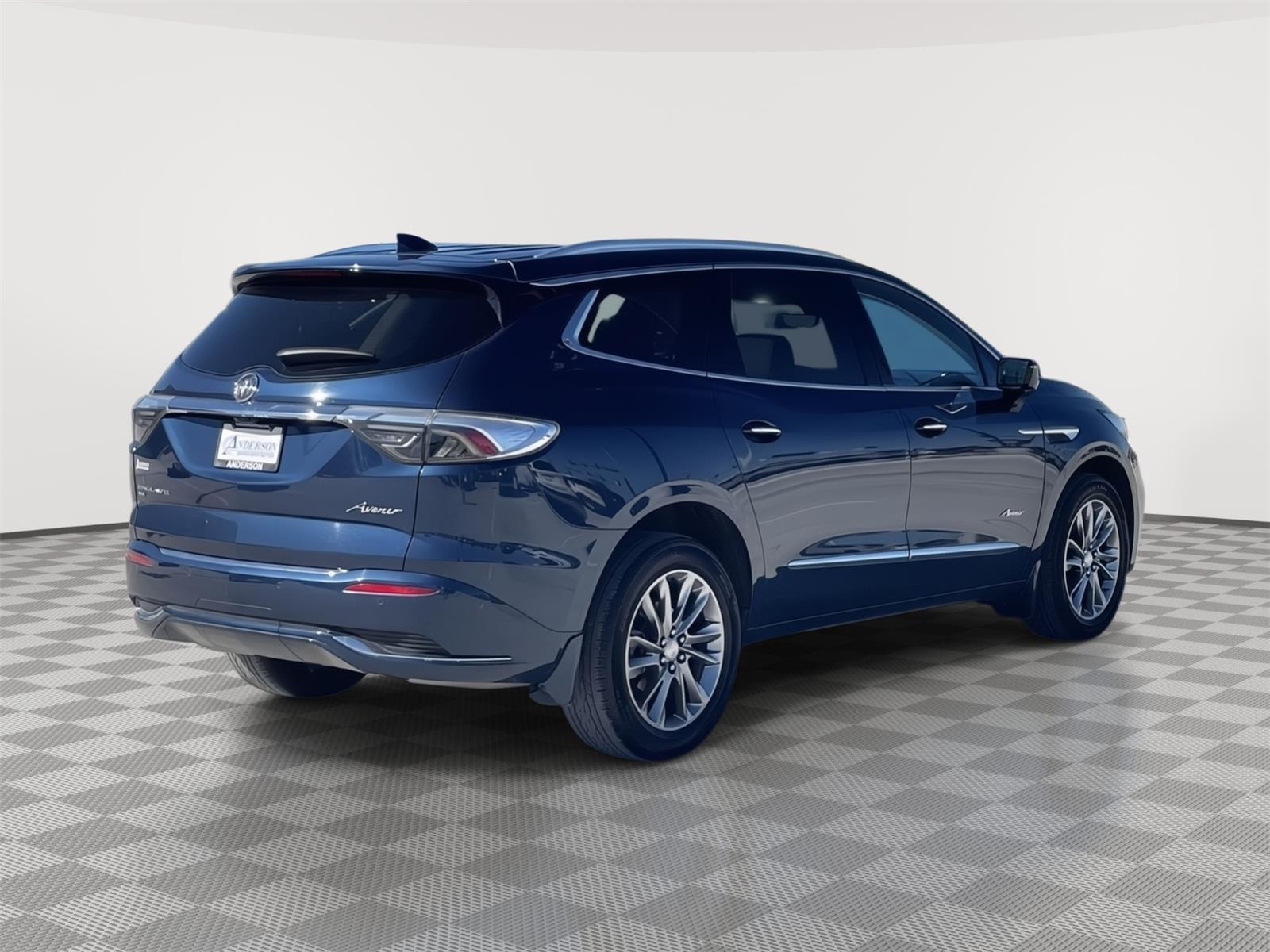 Vehicle photo 6
