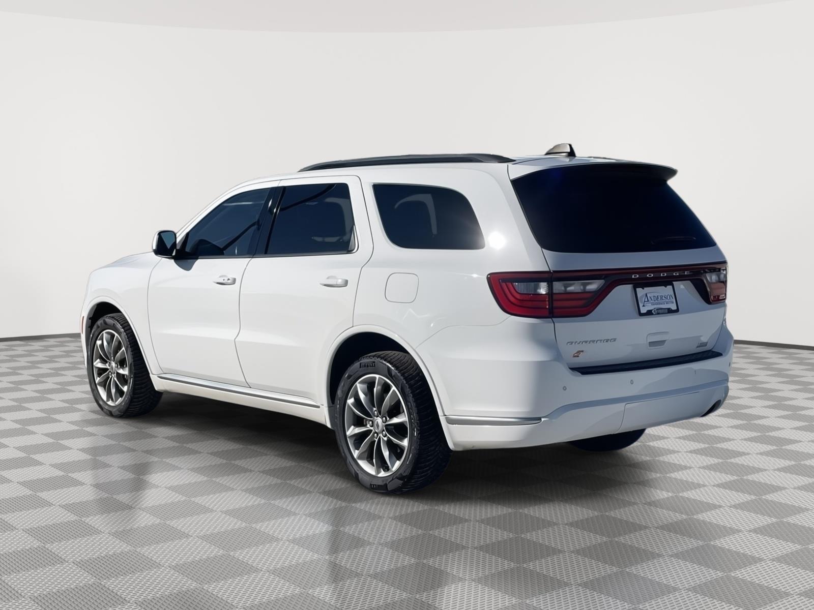 Vehicle photo 4