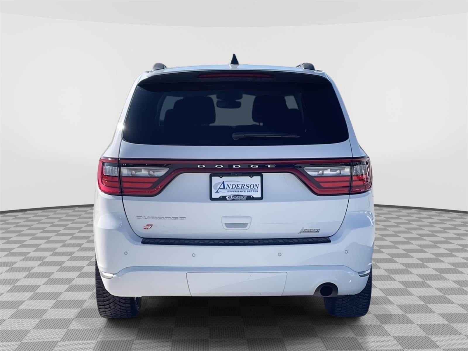 Vehicle photo 5