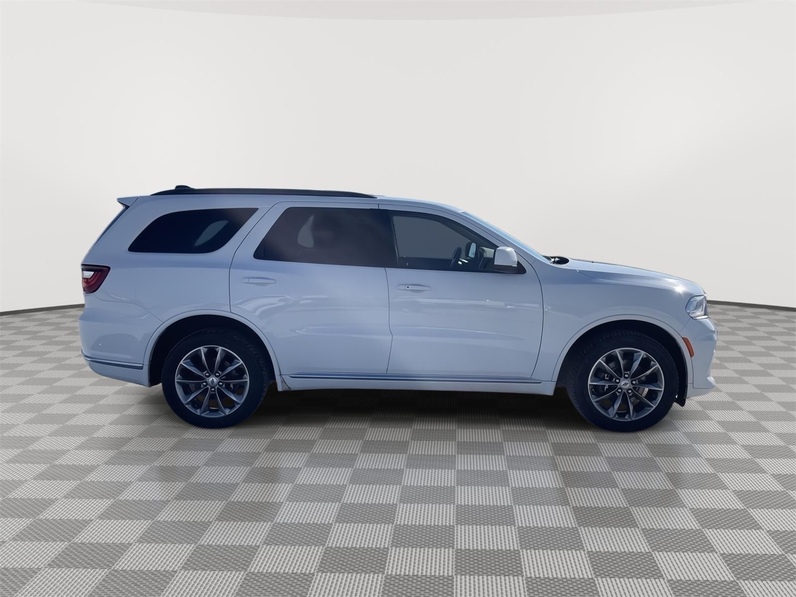 Vehicle photo 7