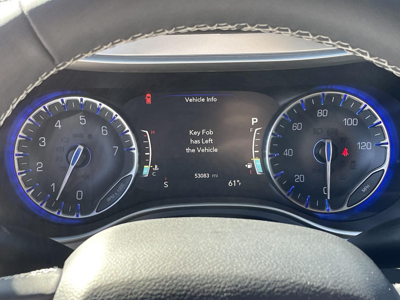 Vehicle photo 3