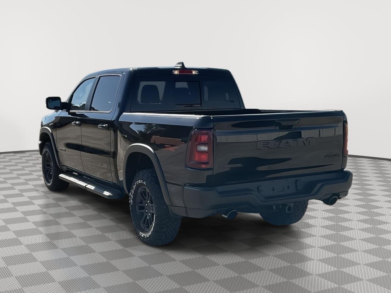 Vehicle photo 3