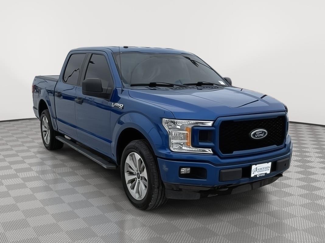 Vehicle photo 9