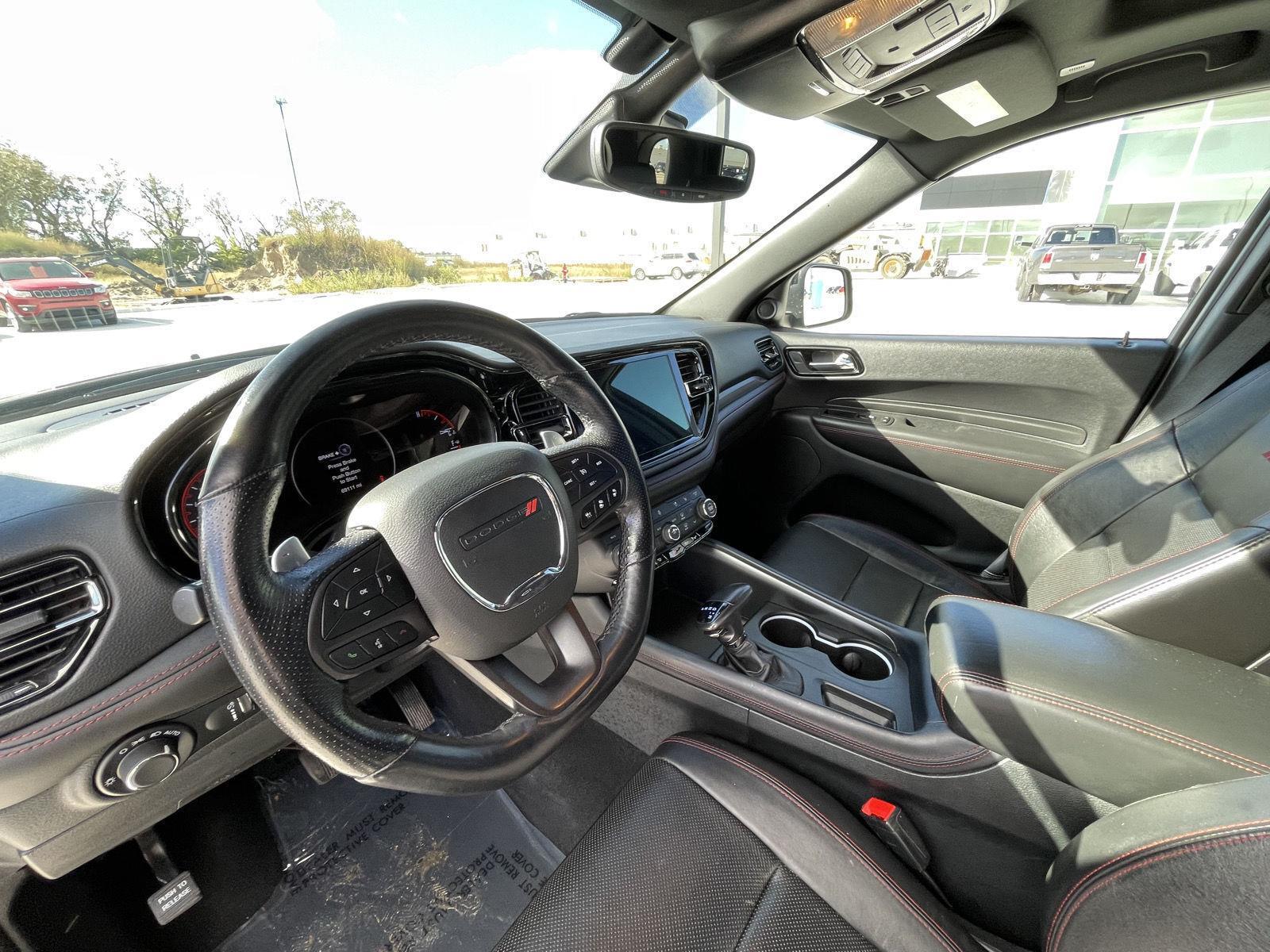 Vehicle photo 14