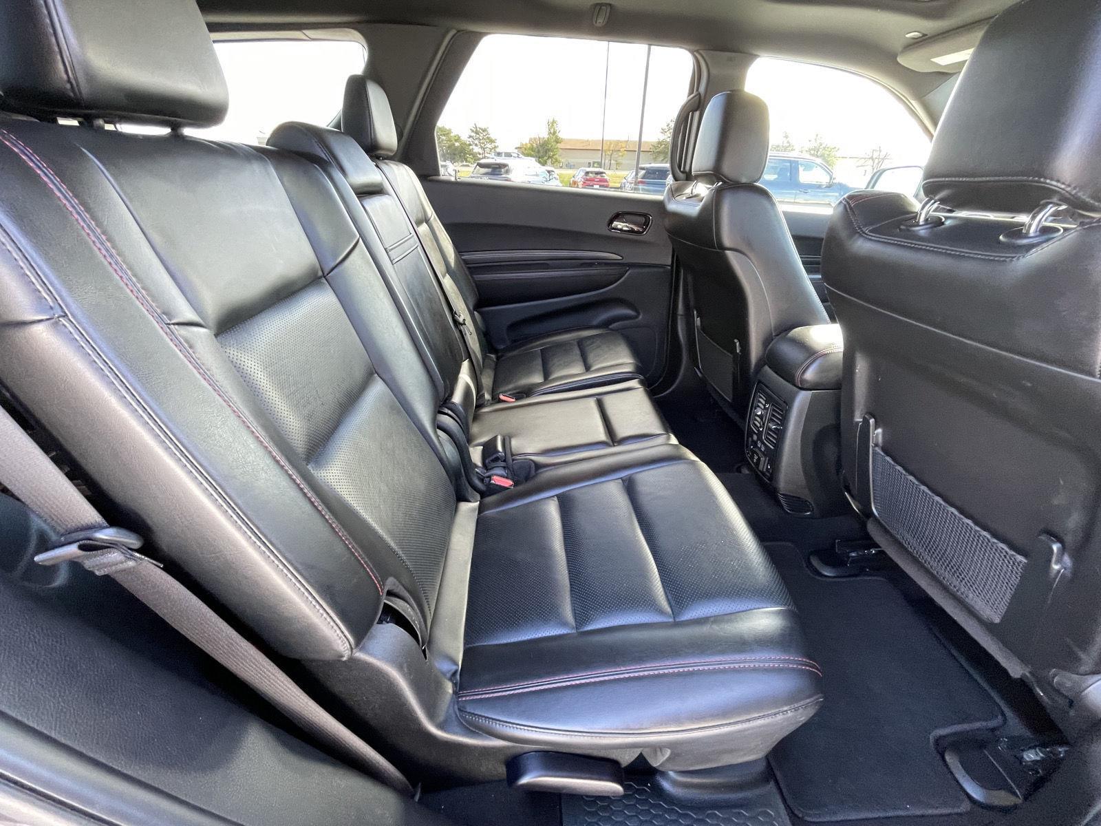 Vehicle photo 18