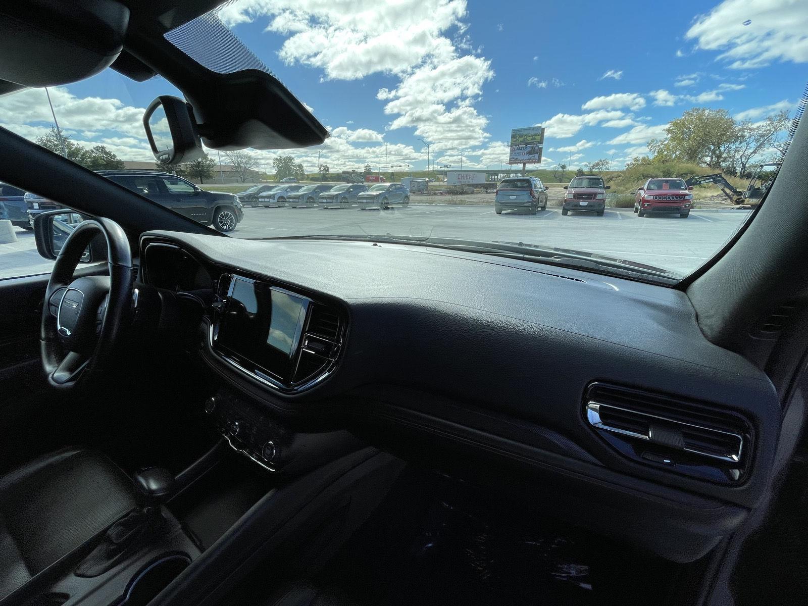 Vehicle photo 20