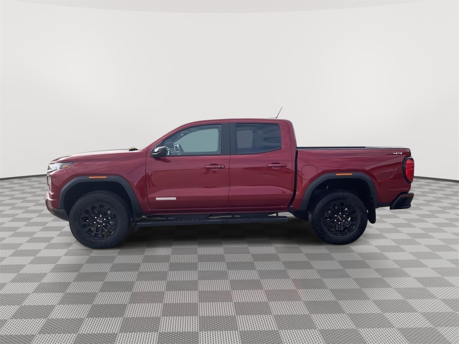 Vehicle photo 2
