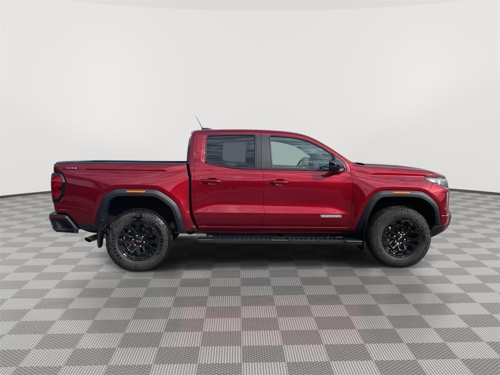 Vehicle photo 7